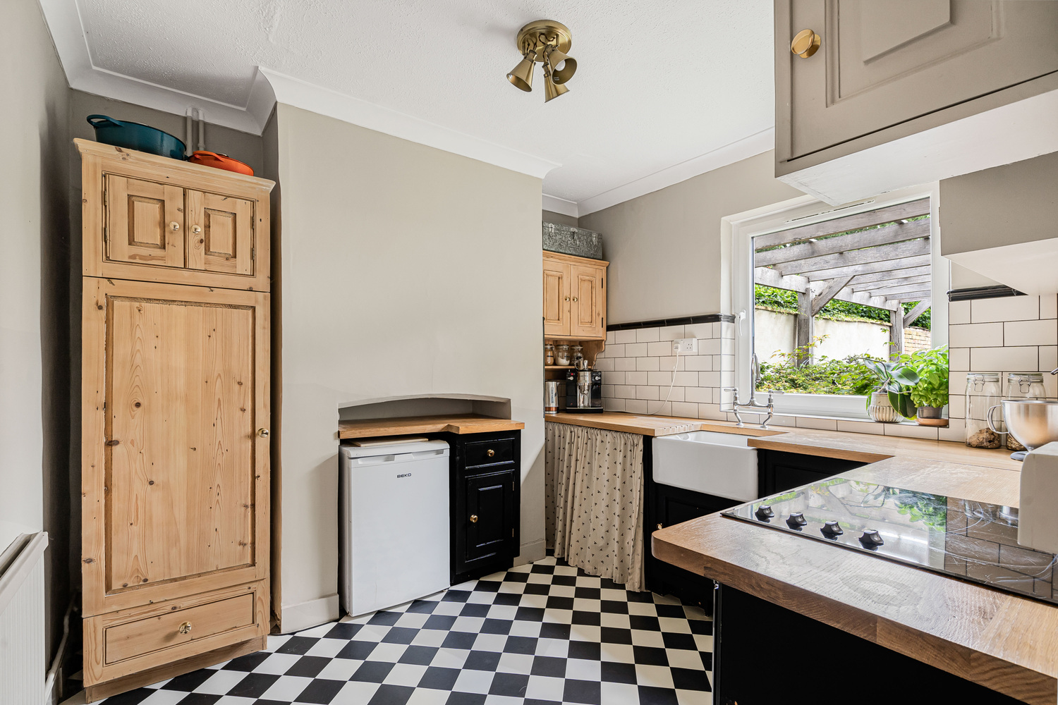 Kitchen 2