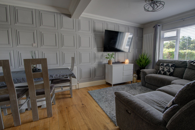 Lounge Dining Room