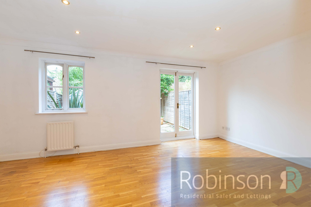 32 Lancastria Mews-8