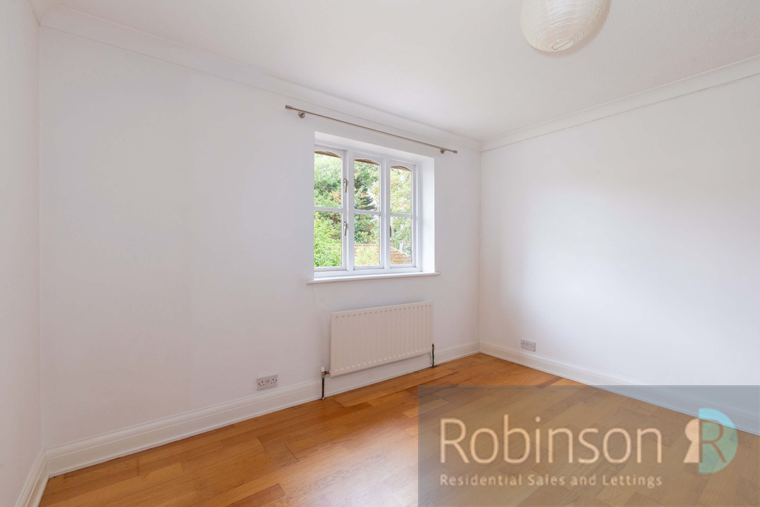 32 Lancastria Mews-13