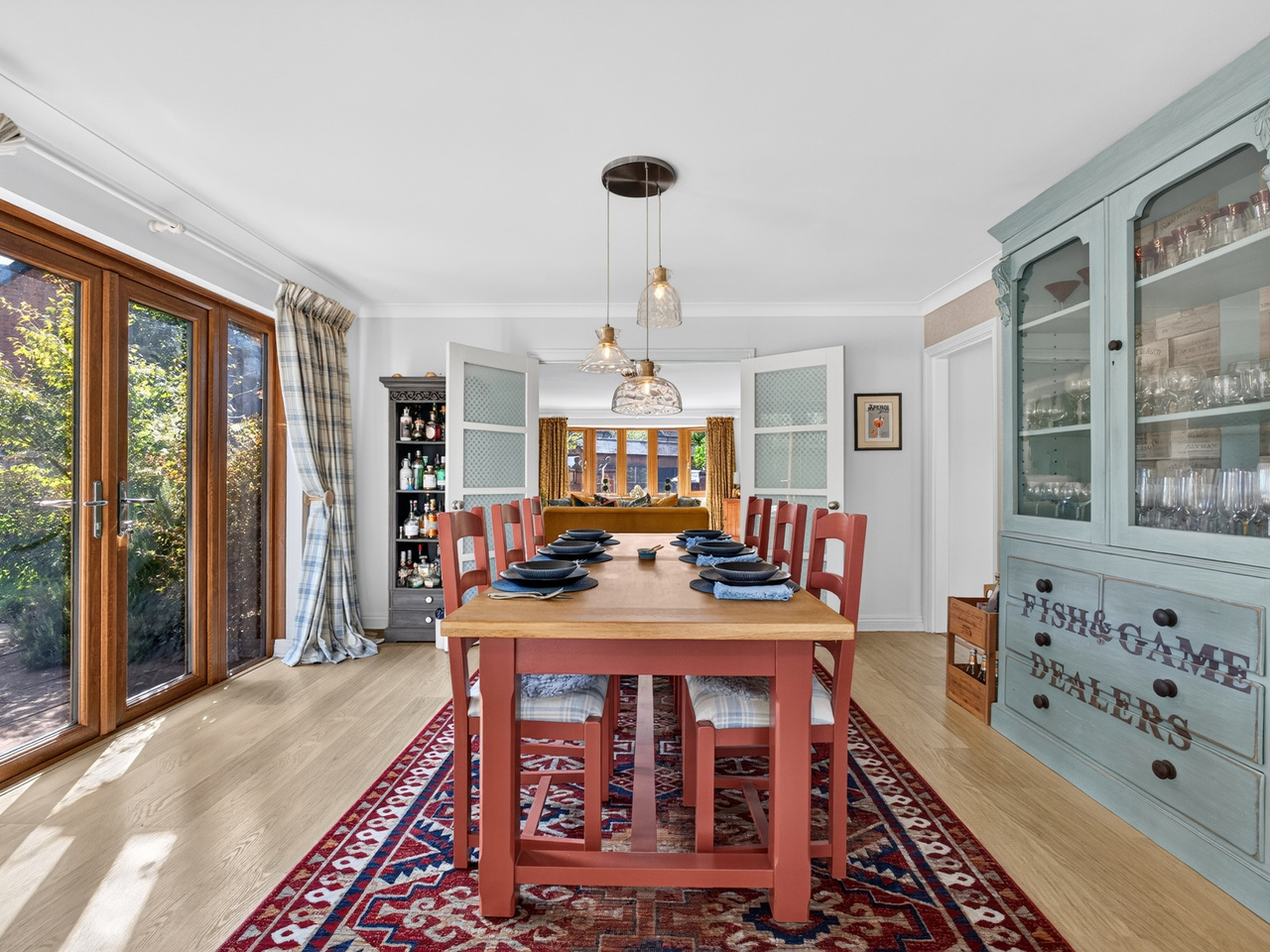 Dining Room (2)