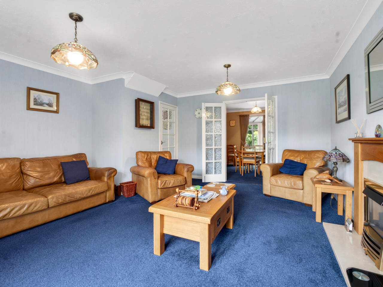 Living Room (3)