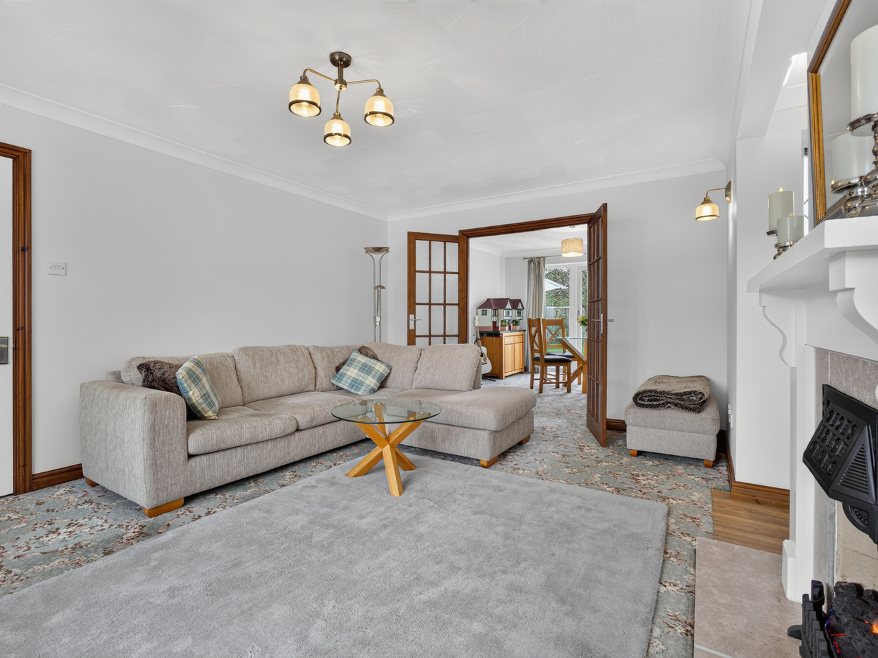 Living Room (2)