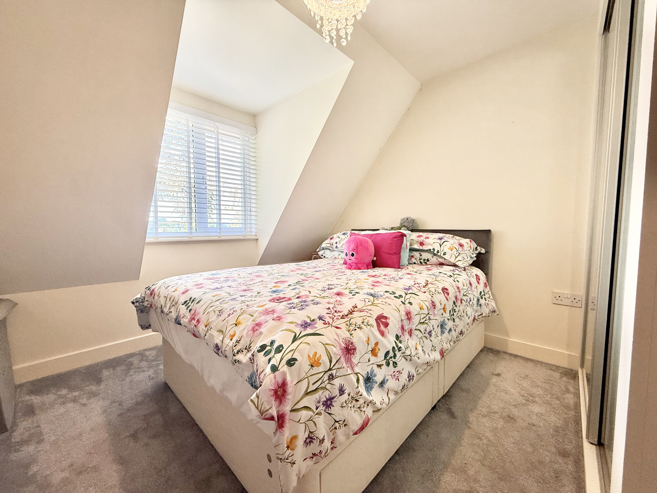 Pinehurst Road, West Moors, Ferndown, Dorset, BH22