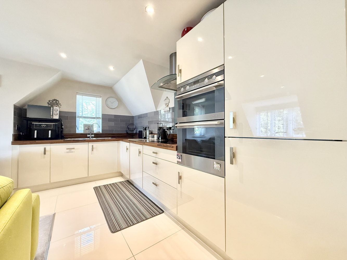 Pinehurst Road, West Moors, Ferndown, Dorset, BH22