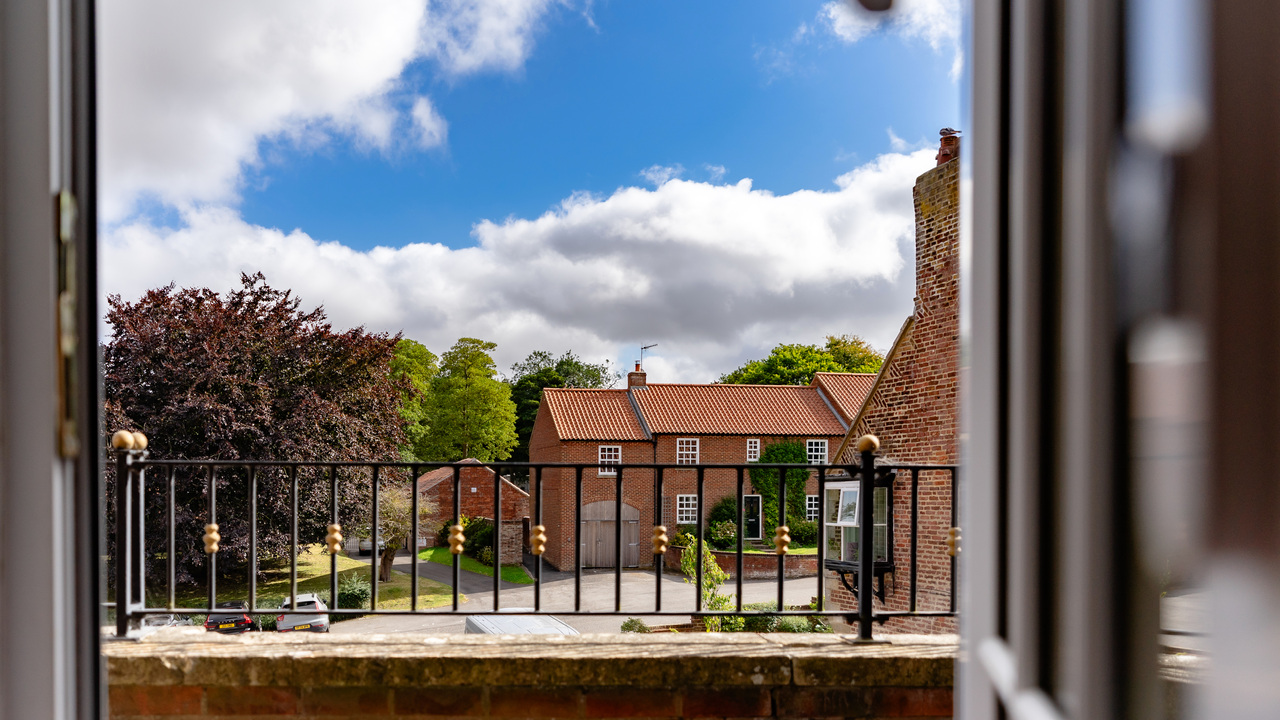 5-S6-HunmanbyHall