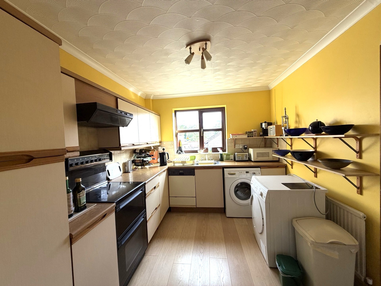 Kitchen 2