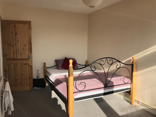 Ascot Close, Ilford, Greater London