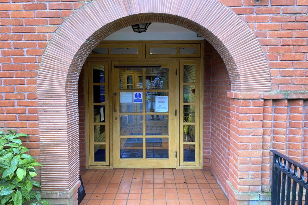 Flat 16, The Atrium, Whincroft Close, Ferndown, Dorset