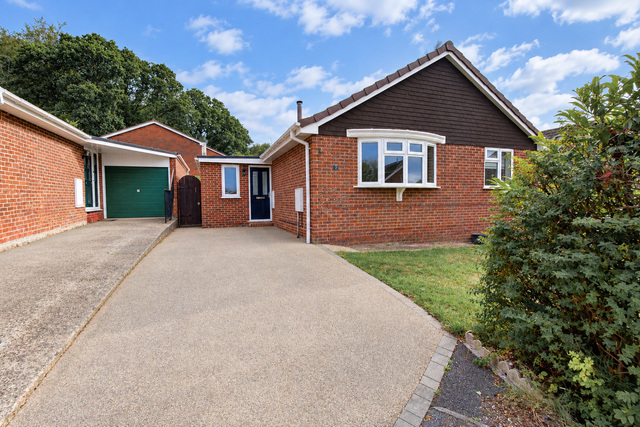 Cowdray Close, Bishopstoke, Eastleigh, Hampshire