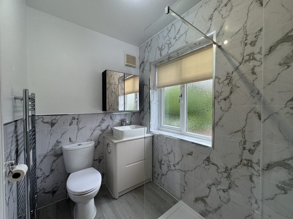Shower/WC