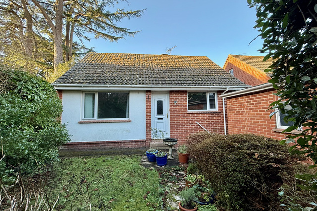 8 Matford Lane - 00.jpeg