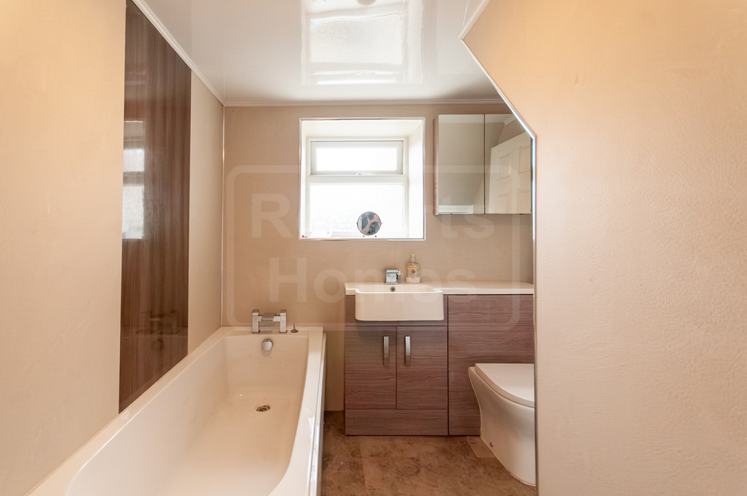 Lower Ground bathroom