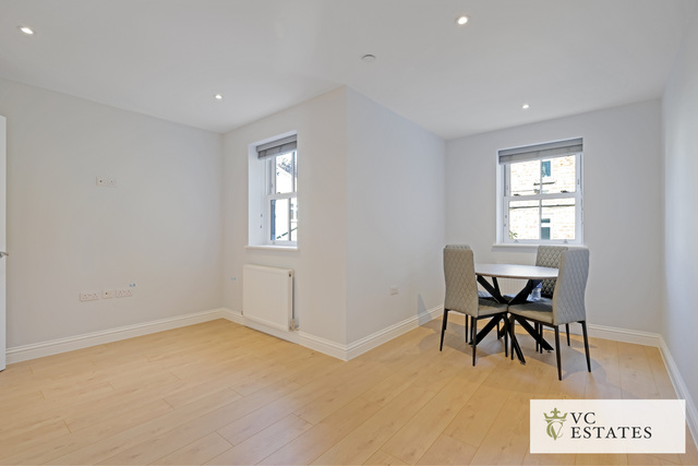 VC_Est- Flat 2, 140 Chatsworth Road, London, E5 0LT-2.jpeg