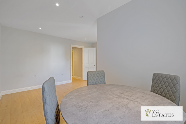 VC_Est- Flat 2, 140 Chatsworth Road, London, E5 0LT-3.jpeg