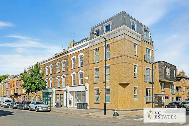 VC_Est- Flat 2, 140 Chatsworth Road, London, E5 0LT-12.jpeg
