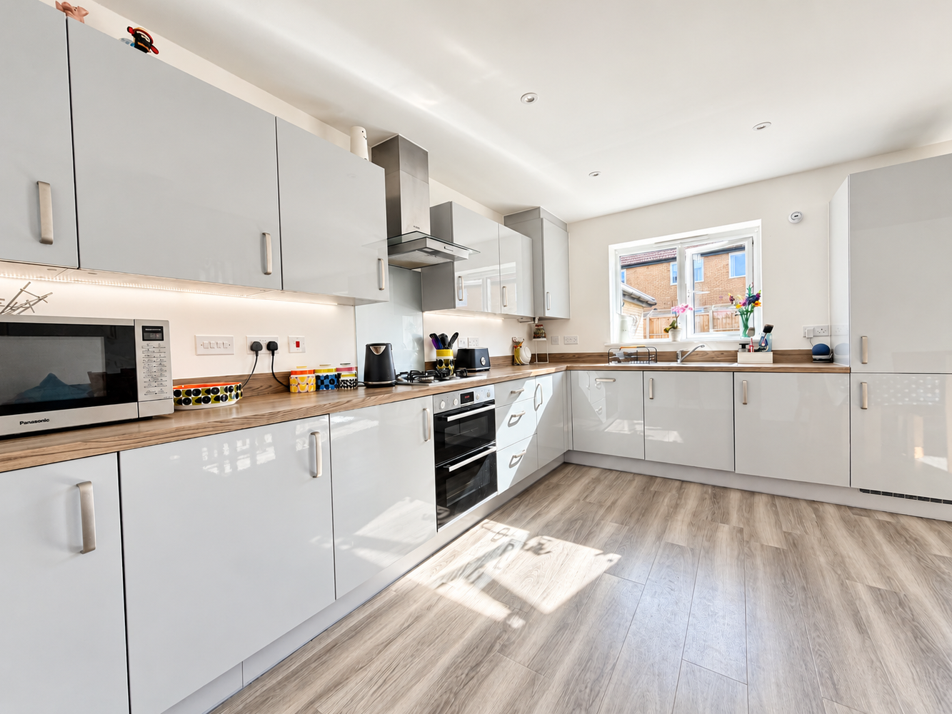 Kitchen 1
