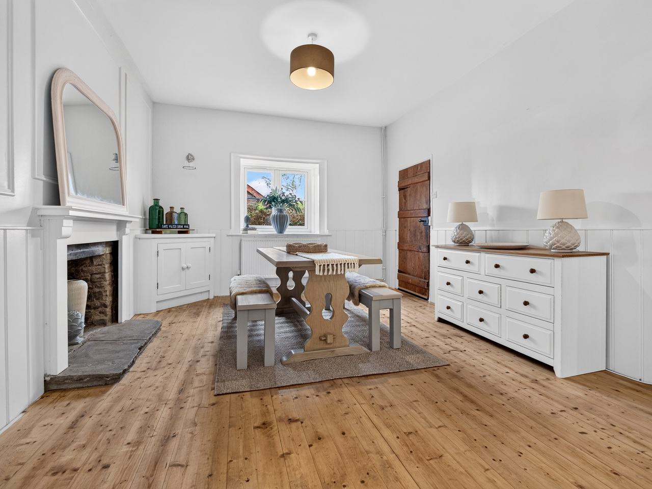 Dining Room (2)