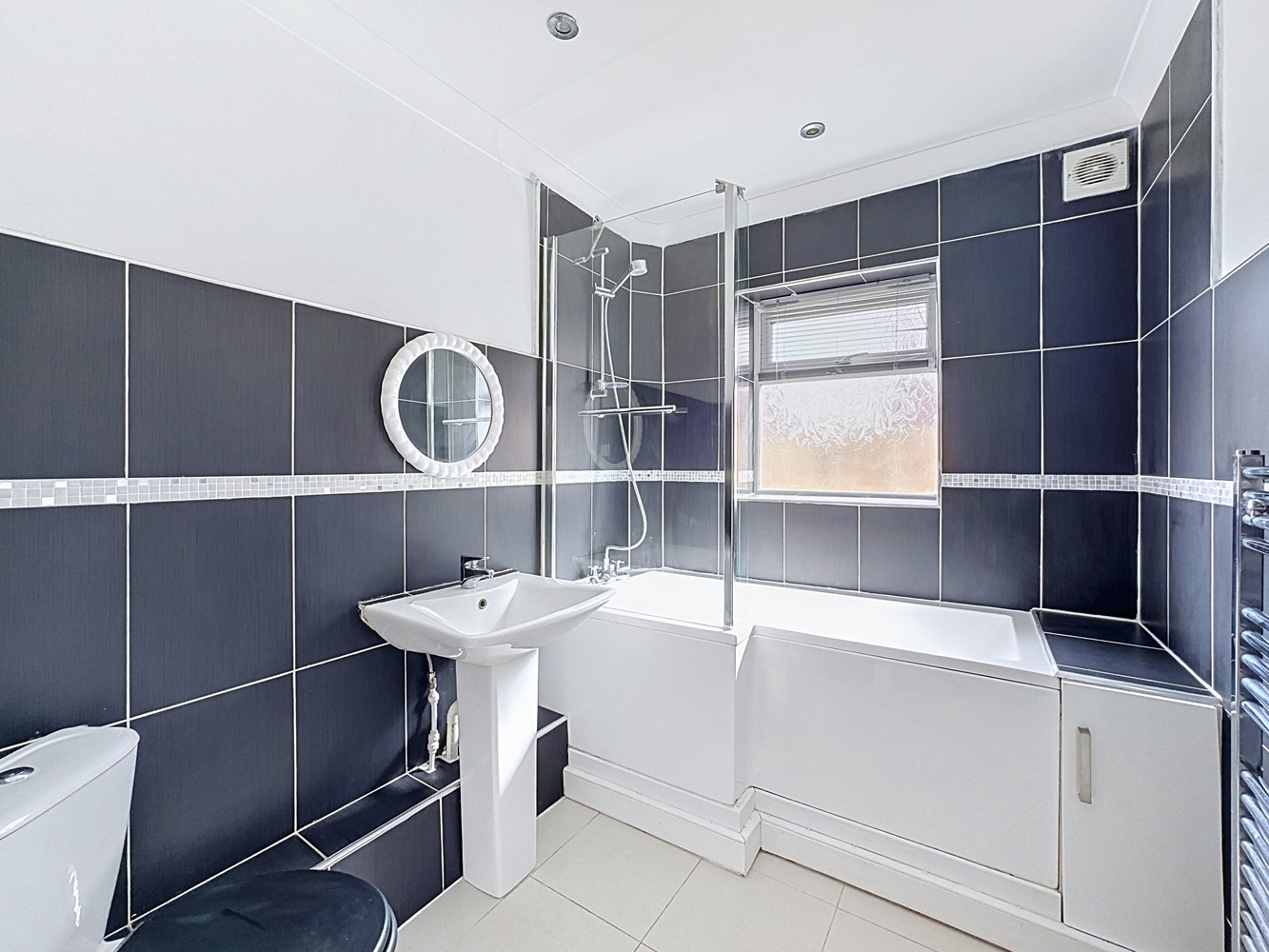 103-centre-drive-newmarket_00015