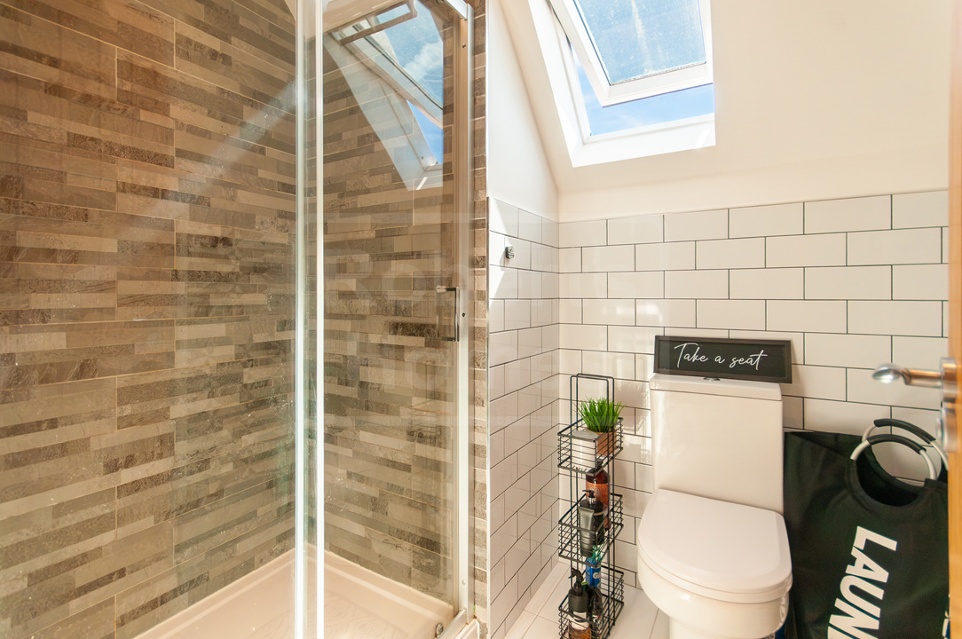 Bedroom 1 ensuite