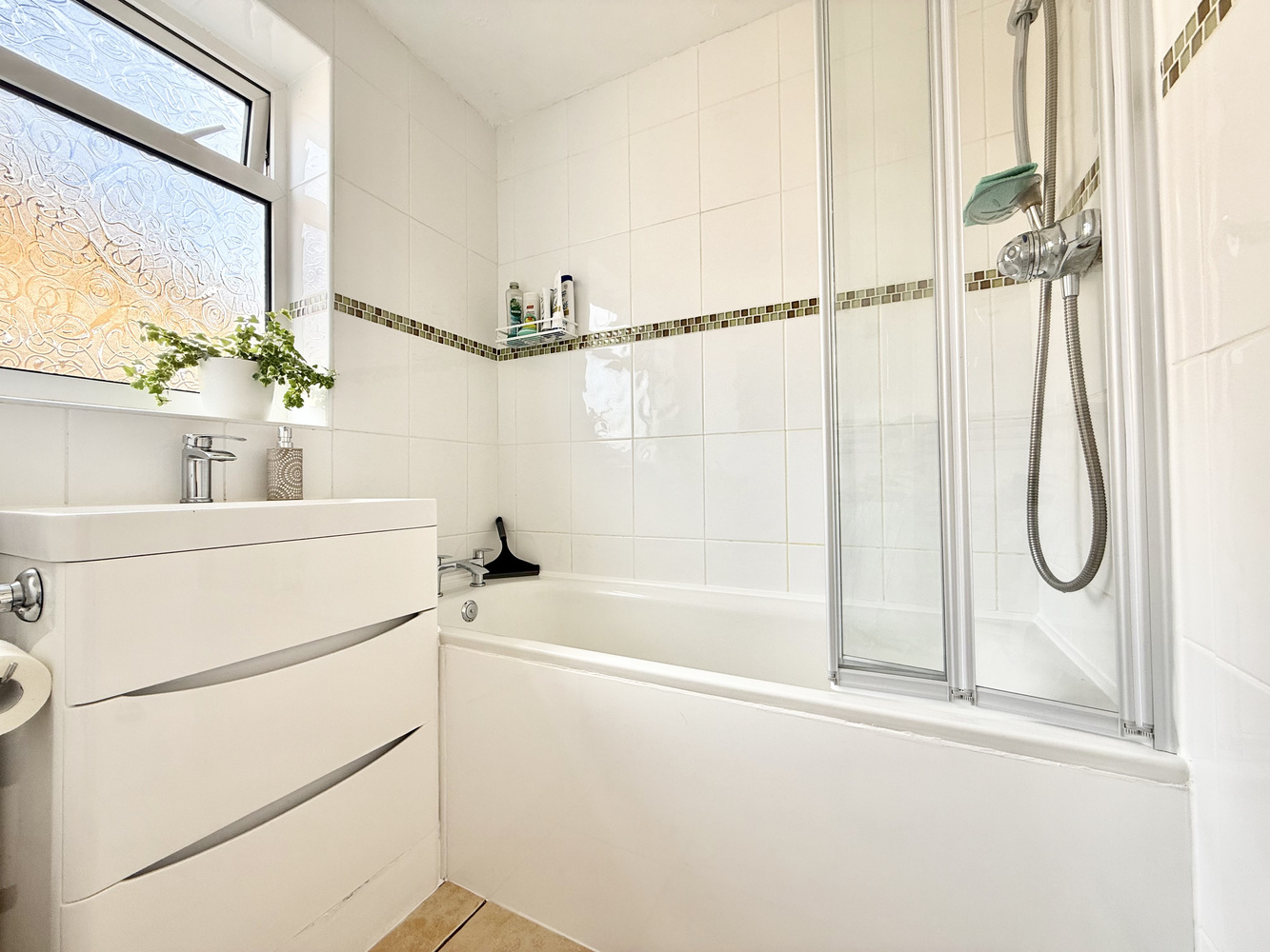 Heatherdown Way, West Moors, Ferndown, Dorset, BH22