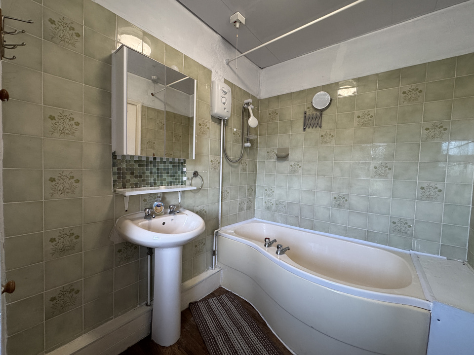 Bathroom/WC (upstairs)