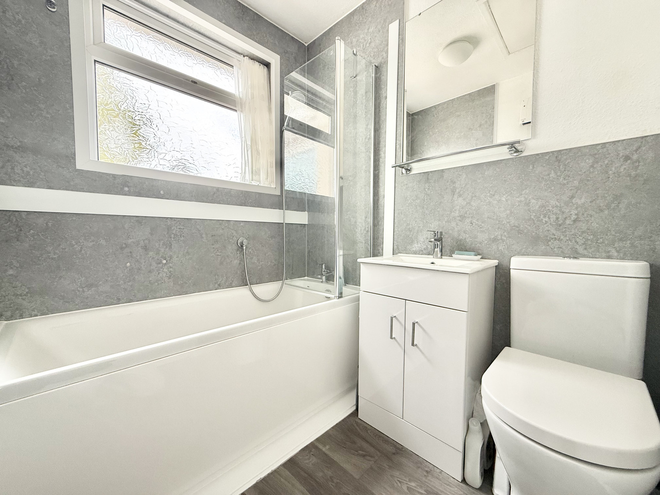 Oakhurst Lane, West Moors, Ferndown, Dorset, BH22