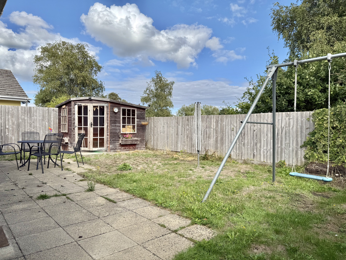 Elmhurst Road, West Moors, Ferndown, Dorset, BH22