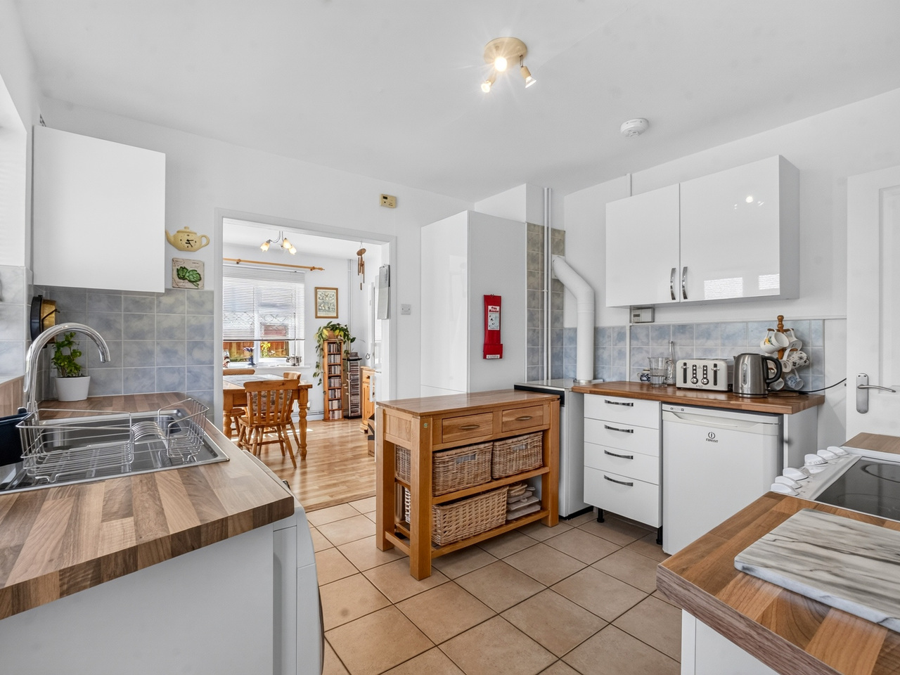 Kitchen (2)