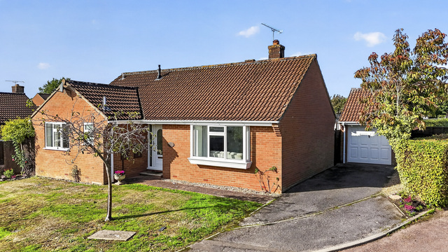 5 Pear Drive, Willand