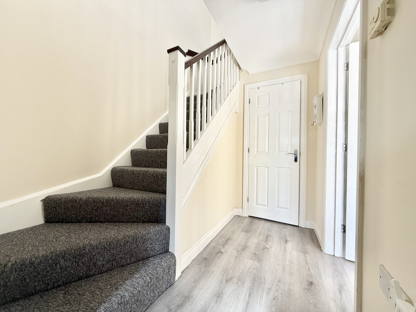 Cracklewood Close, West Moors, Ferndown, Dorset, BH22