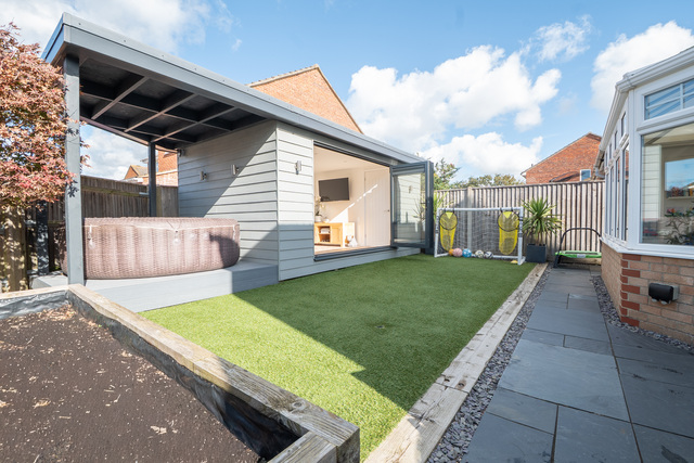 Bowcombe, Netley Abbey, SO31