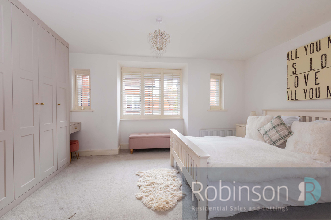 8 Vicarage Mews-18