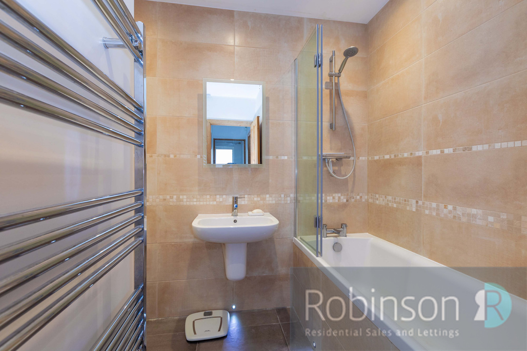 Flat 1 37 Wellington Road-8