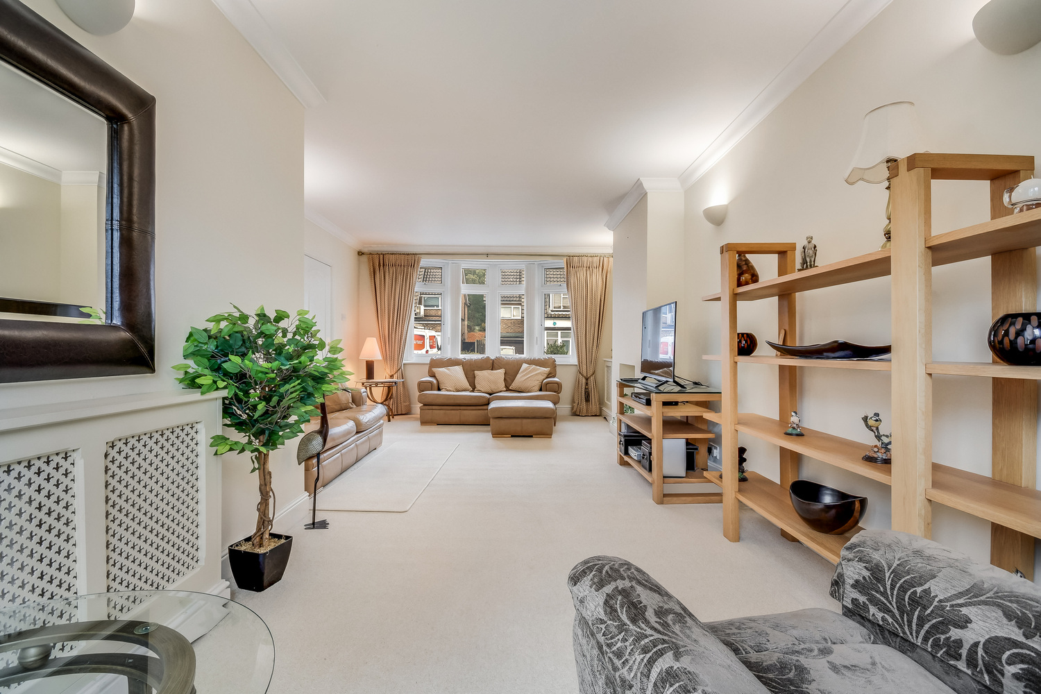 Docklands Avenue, Ingatestone
