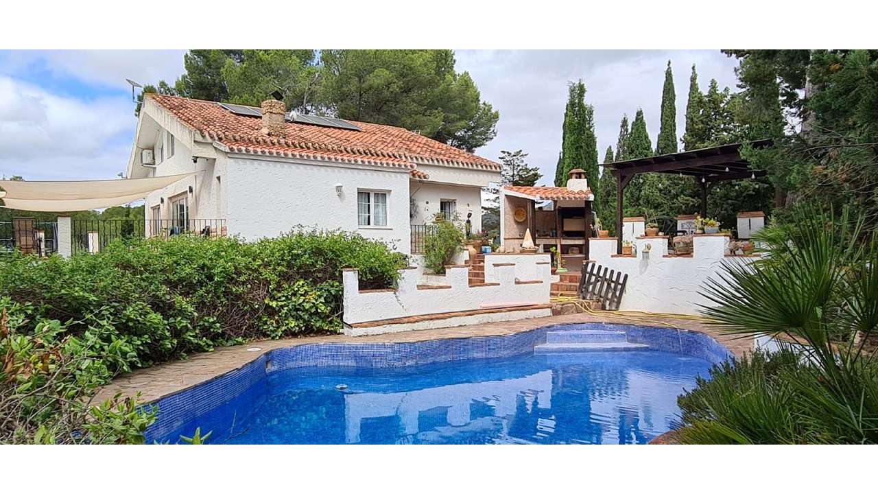 Property for sale in sax alicante luxury double  (15).jpeg