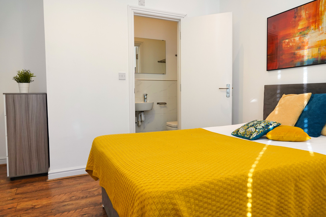 CR Room 1 3 ensuite