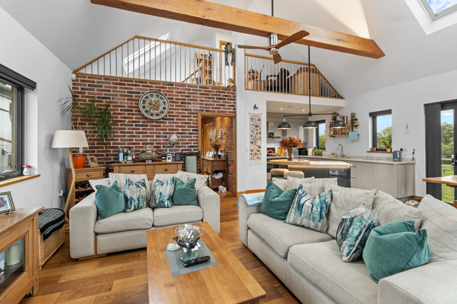 Lounge - Darach Barn