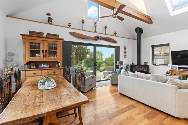 Lounge - Darach Barn