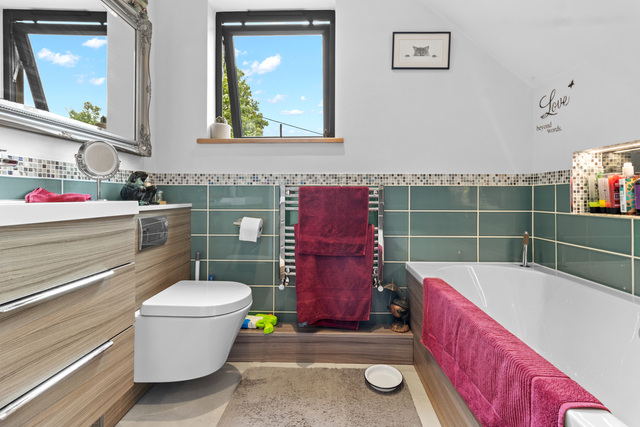 En-suite - Darach Barn
