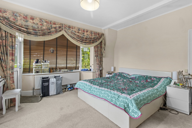 Main Bedroom - Five Firs