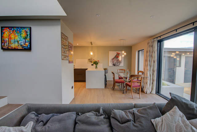 Lounge Dining Room