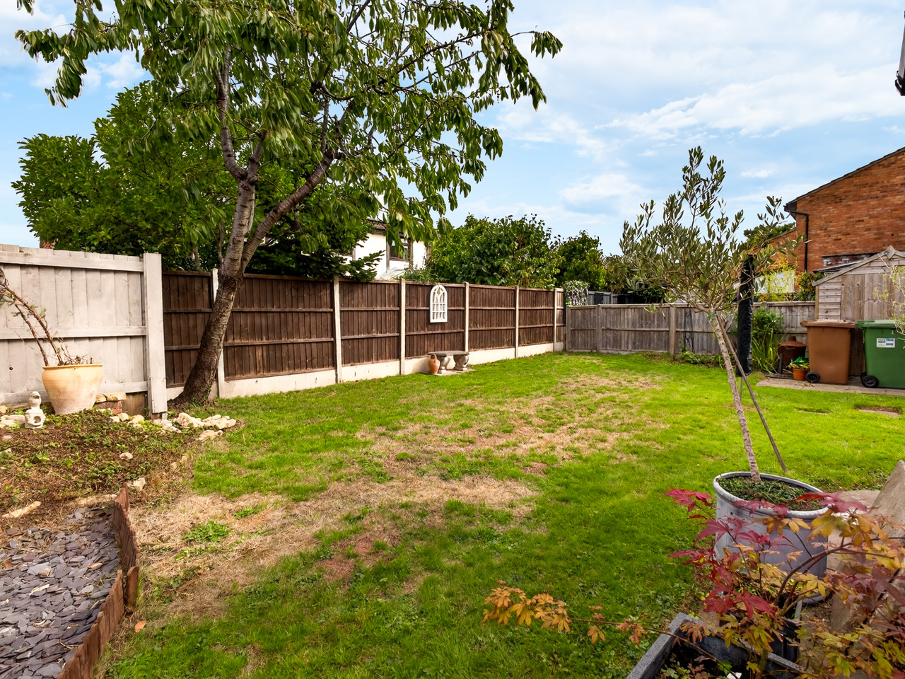 Garden (2)
