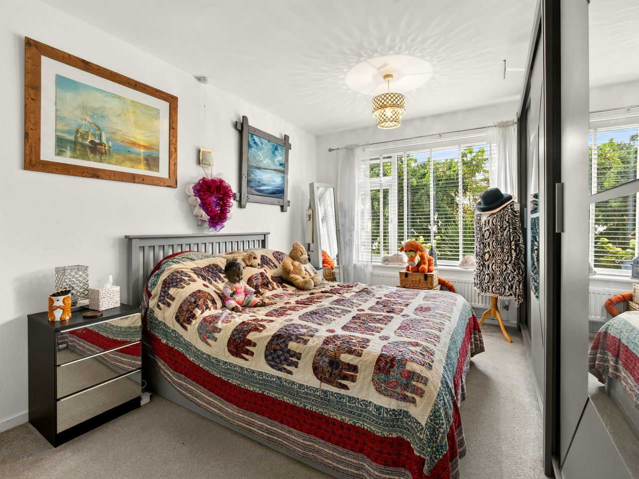 Bed 1 (2)