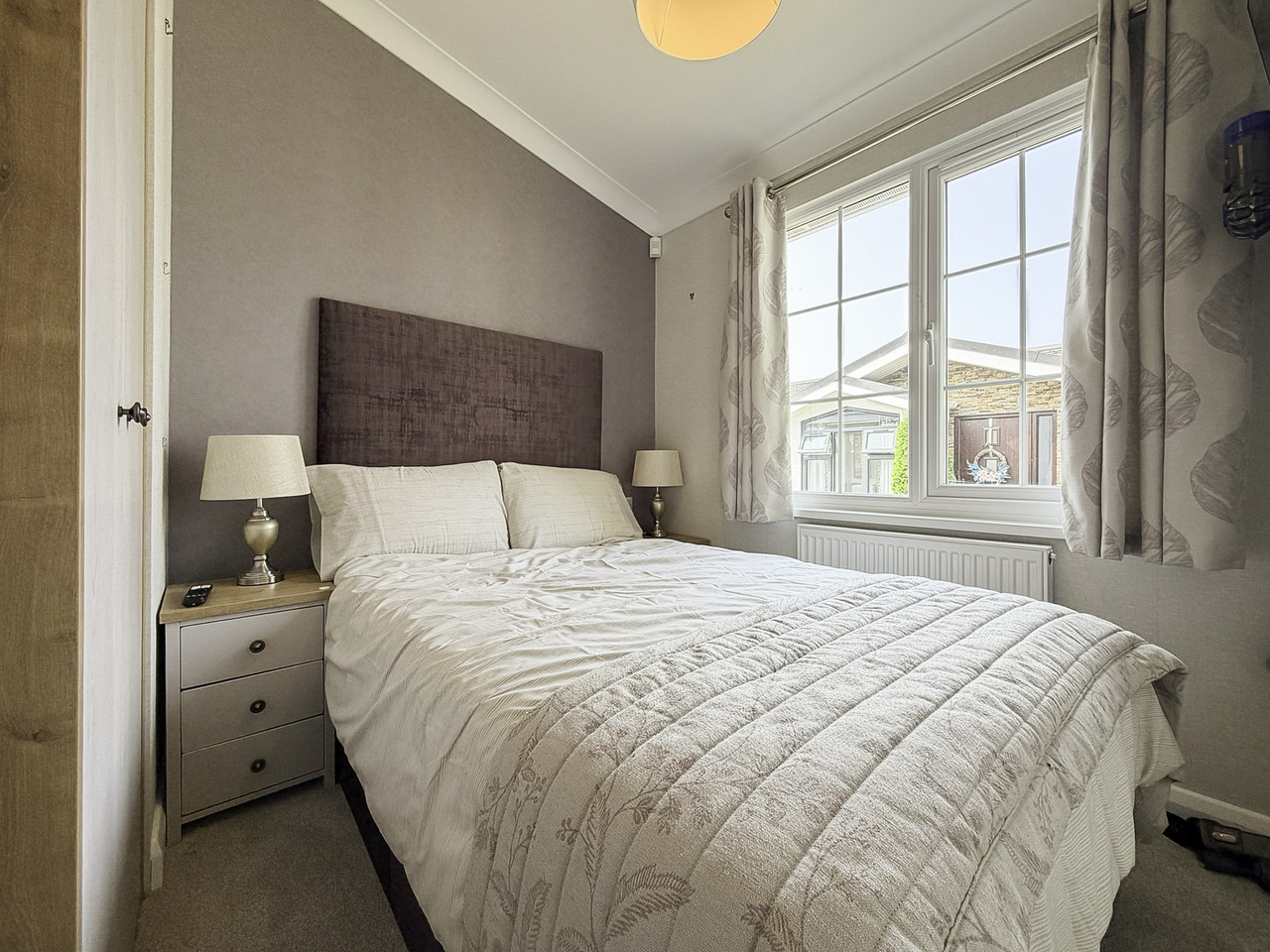 bed 2