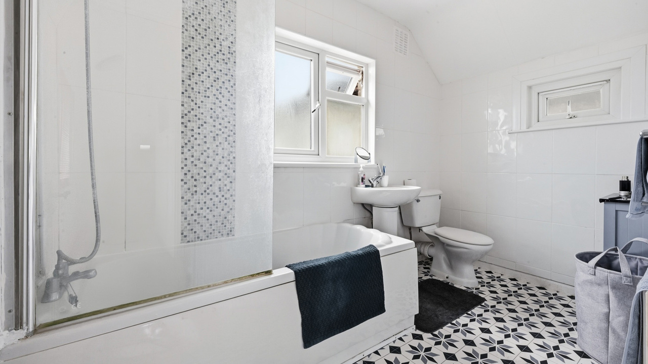 Bathroom_2