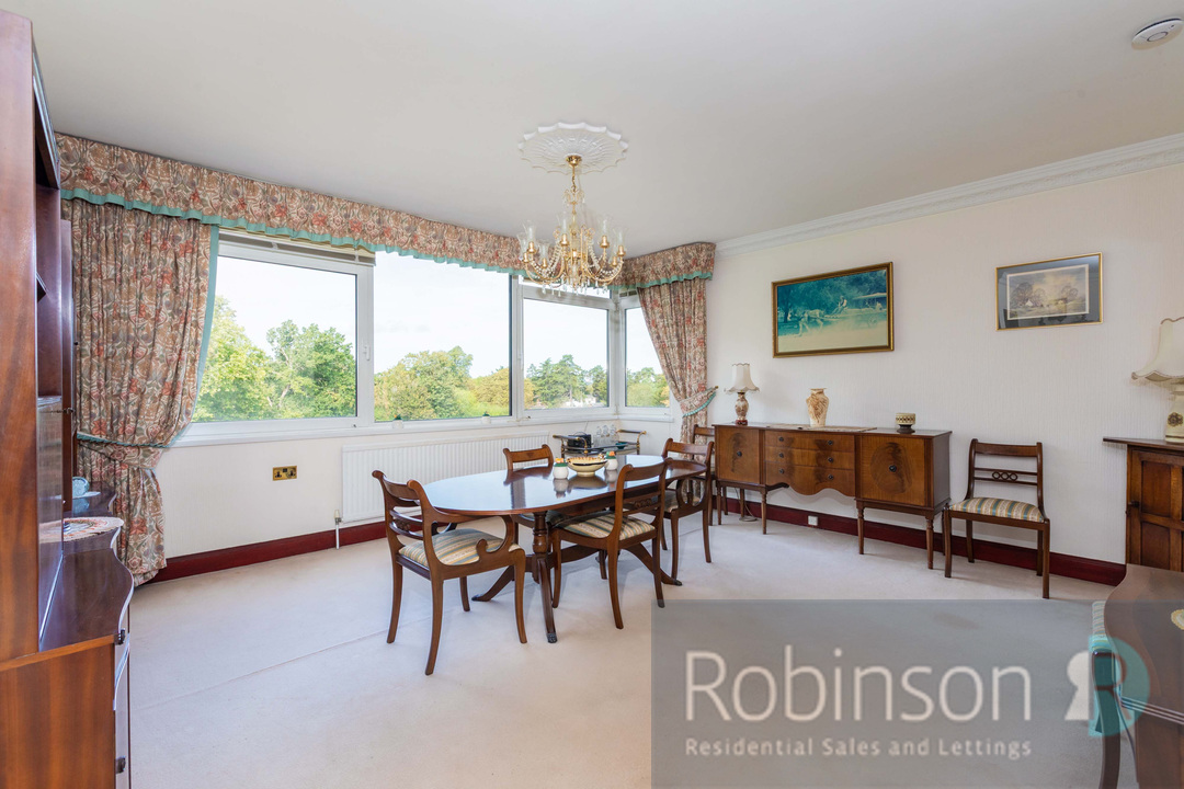 19 Woodhurst South-17