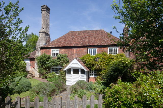 Cottage.jpg
