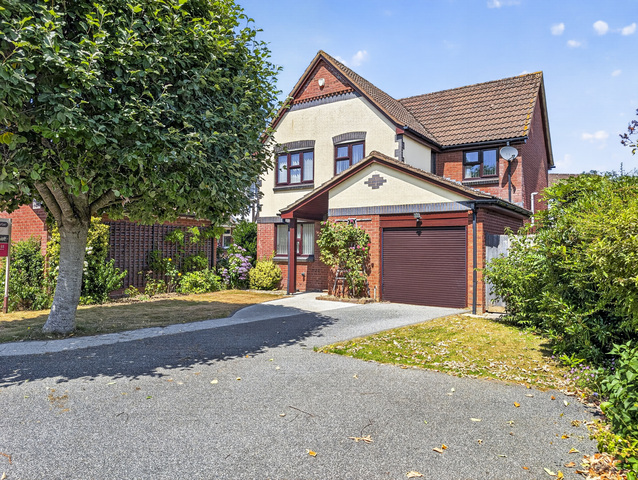 4 Wheatfield Close