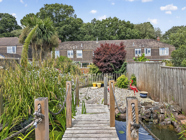 10 Hatchland Road, Poltimore